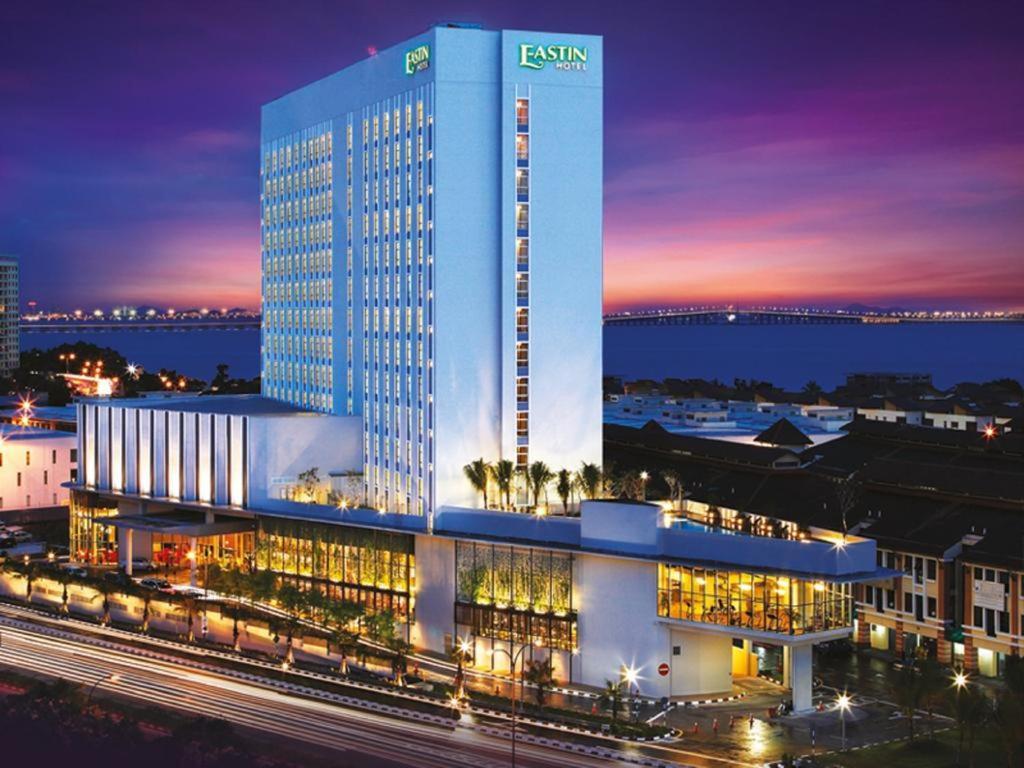 Semi-Detached, Up To 21 Pax, 4 Bedrooms, 3 Bathrooms, 4 Car Parks By Star Home บายันเลอปาส ภายนอก รูปภาพ